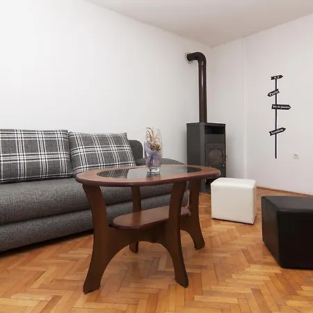 Apartment Katien 2002 Medulin